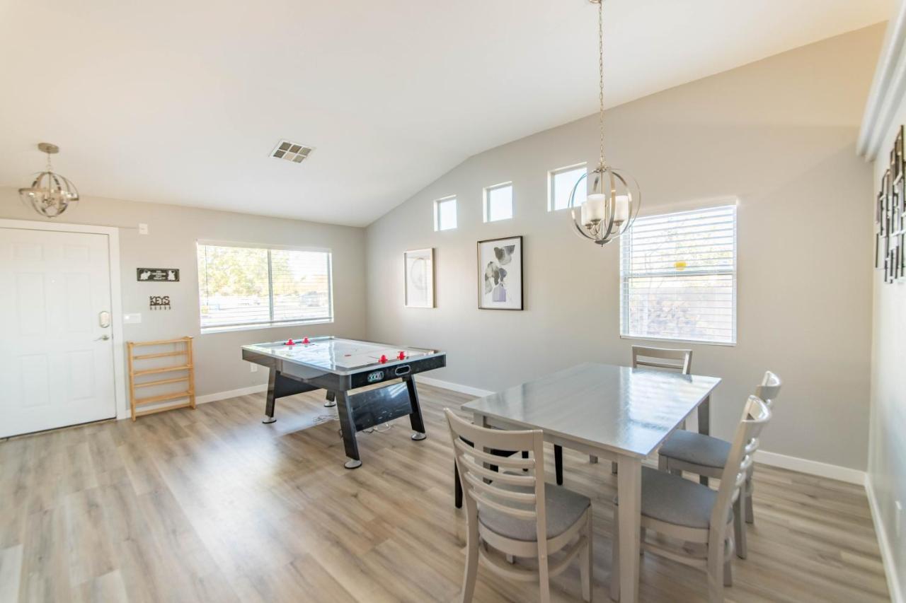 Gorgeous Las Vegas Home With Rv Parking ภายนอก รูปภาพ
